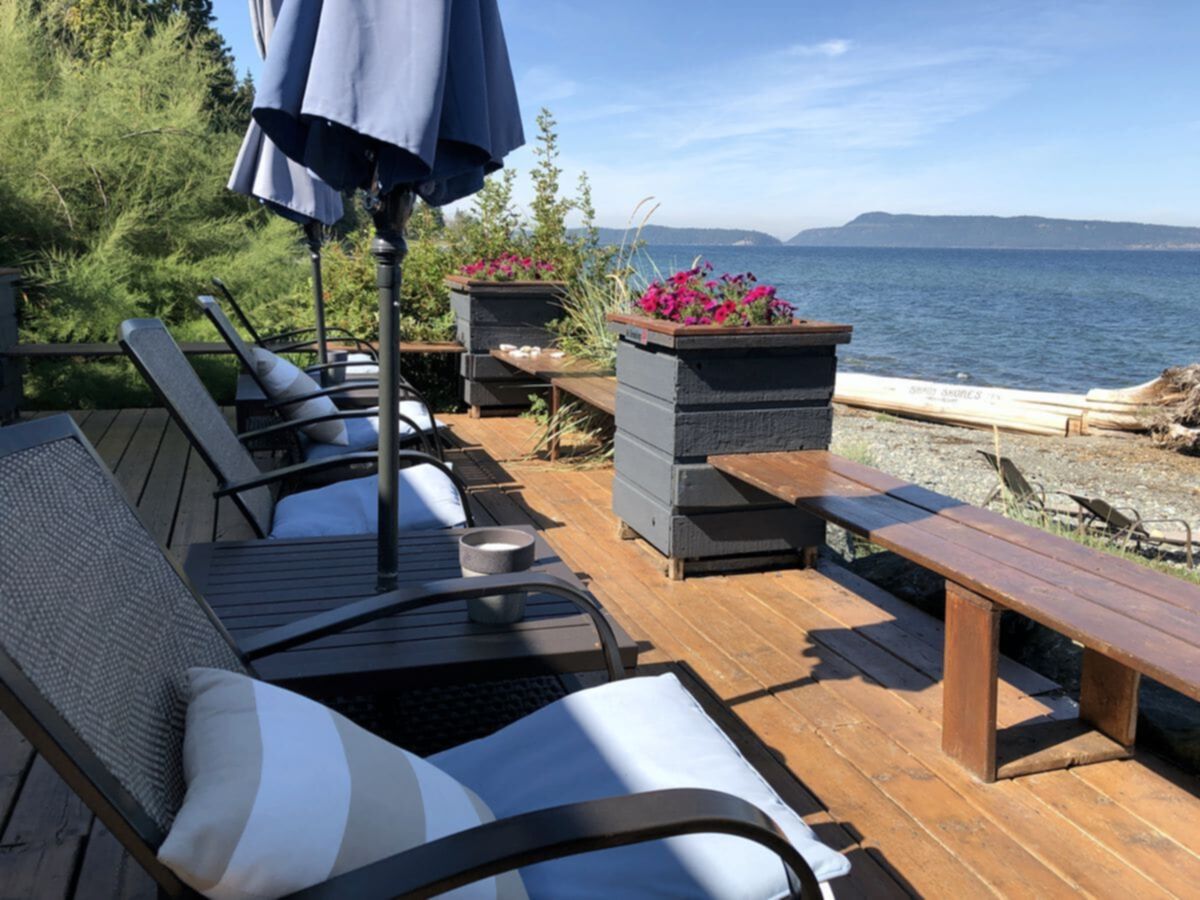 deck chairs